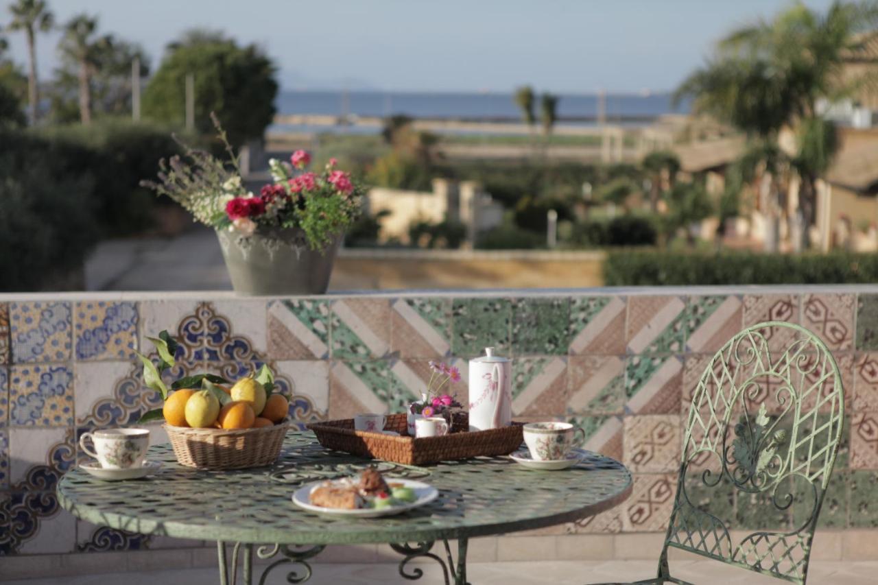 Antica Dimora La Porta Del Sale Bed and Breakfast Marsala Buitenkant foto